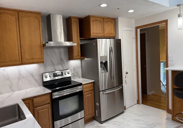 image of 48 Badger Rd, Framingham, MA 01702 | MLS# 73551286