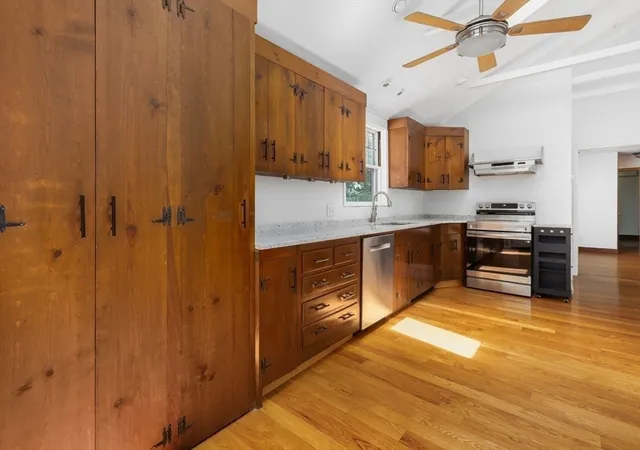 4th image of 15 Williams Road, Smithfield, RI 02917 | MLS# 73560337
