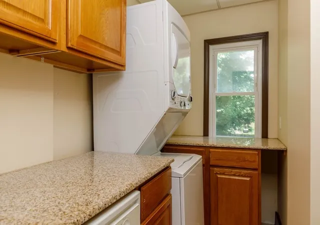 3rd image of 206 Union Street, Leominster, MA 01453 | MLS# 73555883