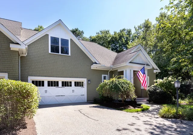Listing Photo 1 - Condo for sale in building located at 25 Seton Highlands, Plymouth, MA 02360 - Unit #25