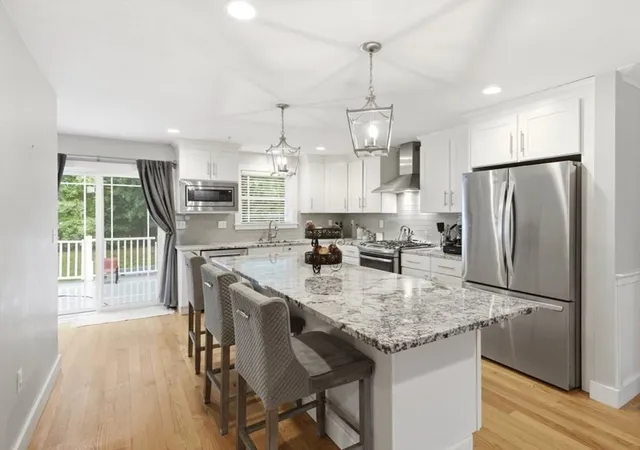 Homes for sale in Foxboro, MA | 161 Chestnut Street #C, Foxboro, MA 02035 | MLS# 73549383