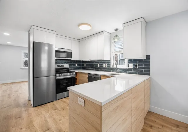 5th image of 28 Margin St, Lynn, MA 02744