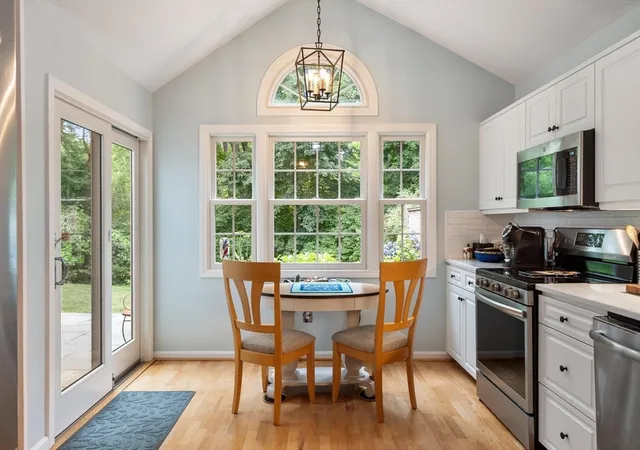 4th image of 2 Ipswich Woods Dr #2, Ipswich, MA 01938 | MLS# 73553232