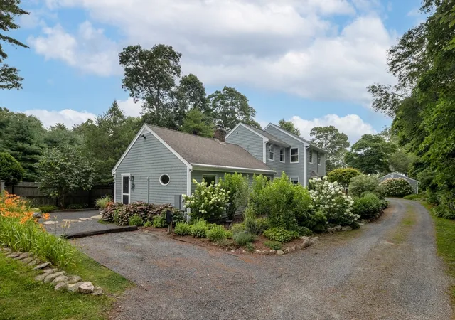 5th image of 94 Aucoot Rd, Mattapoisett, MA 02739 | MLS# 73557429