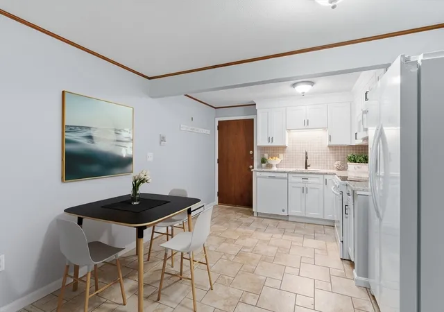 Homes for sale in Northborough, MA | 39 Pleasant St, Northborough, MA 01532