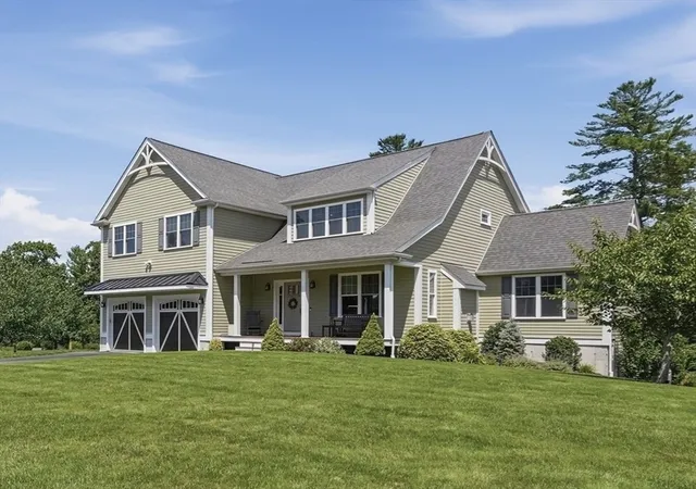 Photo 2 of Sale Pending at 31 Bristol Rd, Pembroke, MA 02359 | MLS# 73562734 | Listing updated on 2026-09-08