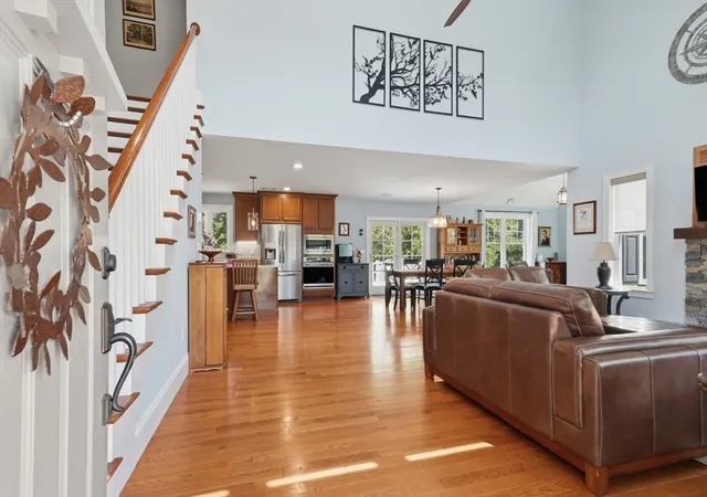 Photo 3 of Sale Pending at 31 Bristol Rd, Pembroke, MA 02359 | MLS# 73562734 | Listing updated on 2026-09-08