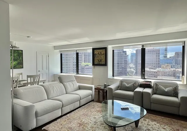 Homes for sale in Boston, MA | 65 E India Row #23B, Boston, MA 02110 | MLS# 73537116