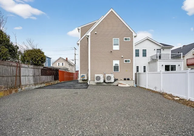 4th image of 16 Washburn St, Watertown, MA 02472