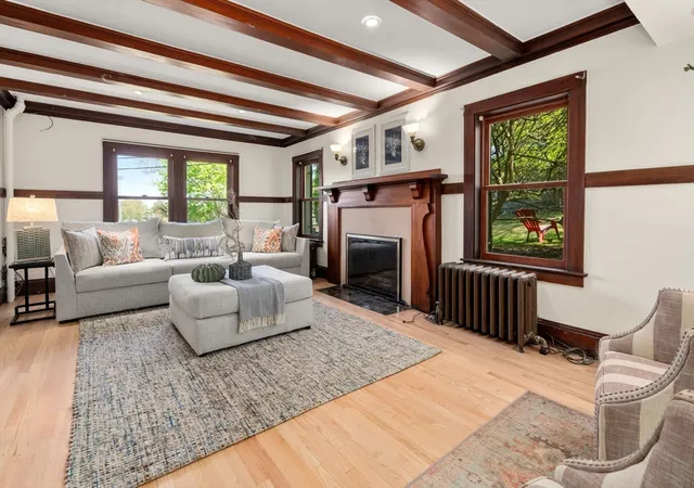 2nd image of 90 Hull St, Newton, MA 02458 | MLS# 73518711