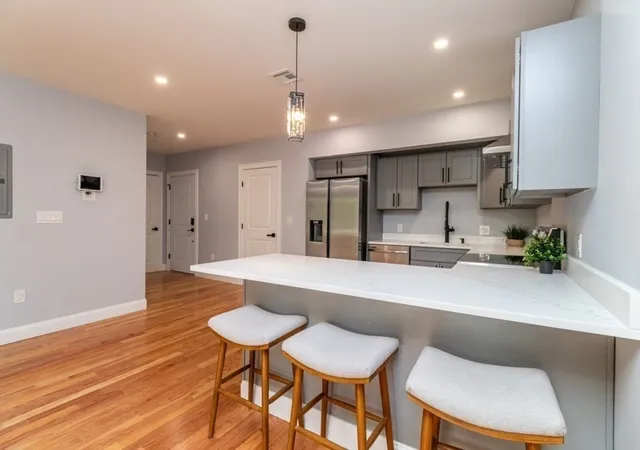 4th image of 585 Washington Street #307, Quincy, MA 02169 | MLS# 73565377