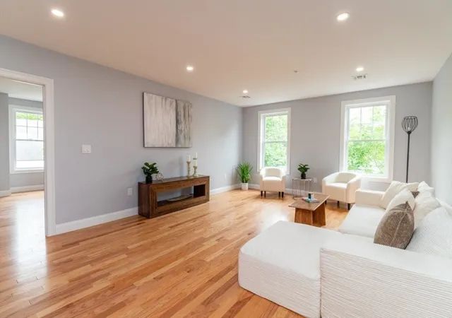 5th image of 585 Washington Street #307, Quincy, MA 02169 | MLS# 73565377