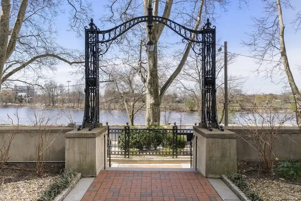 Listing Photo 23 - Condo for sale in 985 Memorial Dr located at 985 Memorial Dr, Cambridge, MA 02138 - Unit #603