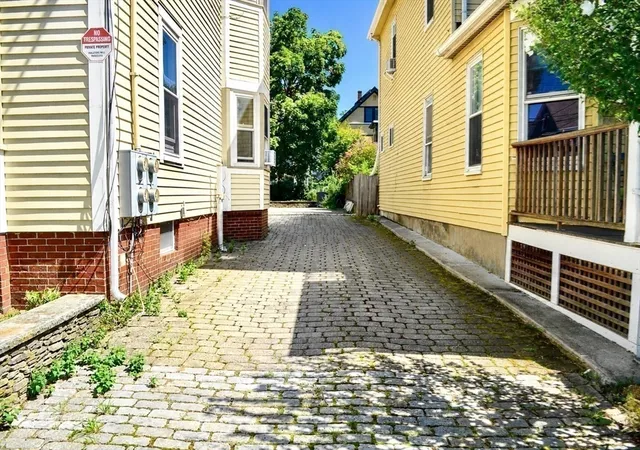 28th image of 13 Howe St, Somerville, MA 02145 | MLS# 73559564