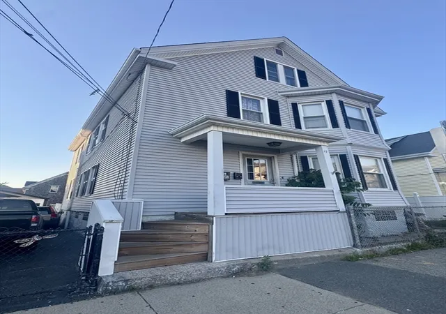 Homes for sale in New Bedford, MA | 17 Social St, New Bedford, MA 02744 | MLS# 73546783