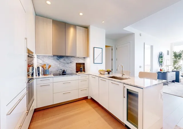 5th image of 240 Devonshire Street #U5707, Boston, MA 02110 | MLS# 73546932