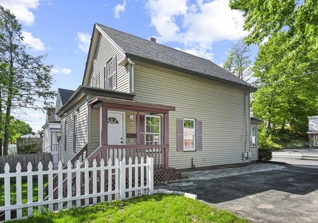 5th image of 615 North Main Street, Leominster, MA 01453 | MLS# 73536052