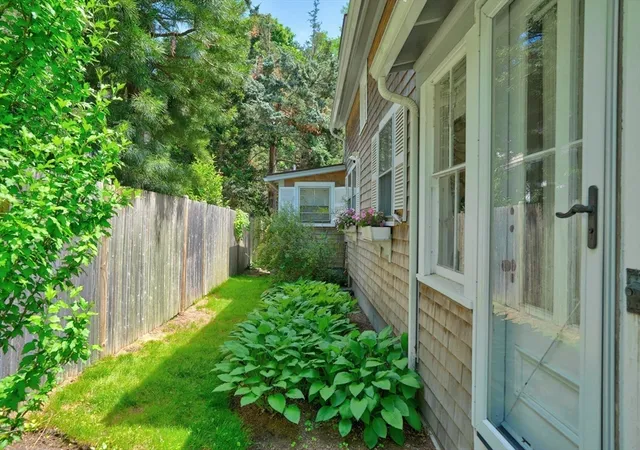 4th image of 27 Laurel Avenue, Oak Bluffs, MA 02557 | MLS# 73540741