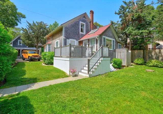 5th image of 27 Laurel Avenue, Oak Bluffs, MA 02557 | MLS# 73540741