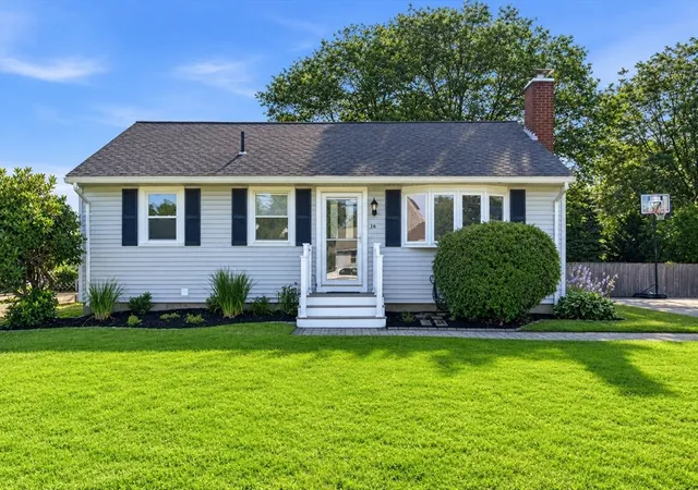 1st image of 16 Robert Ave, Woburn, MA 01801 | MLS# 73567848