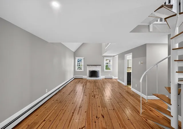 Listing Photo 5 - Condo for sale in building located at 12 State Rd, Plymouth, MA 02360 - Unit #2E