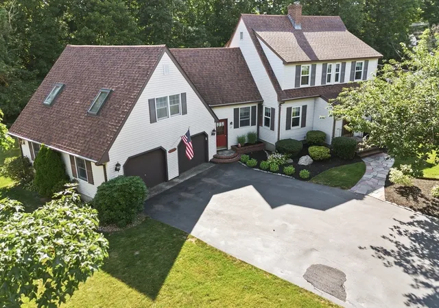 1st image of 17 Perry Ave, Lynnfield, MA 01940 | MLS# 73552894