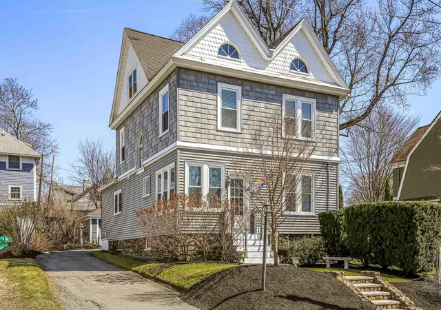 Photo 1 of Single family home for sale at 1 Ashmore Rd, Worcester, MA 01602 | MLS# 73529158 | Listing updated on 2026-08-05