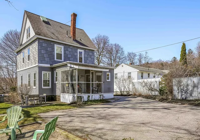 Photo 3 of Single family home for sale at 1 Ashmore Rd, Worcester, MA 01602 | MLS# 73529158 | Listing updated on 2026-08-05