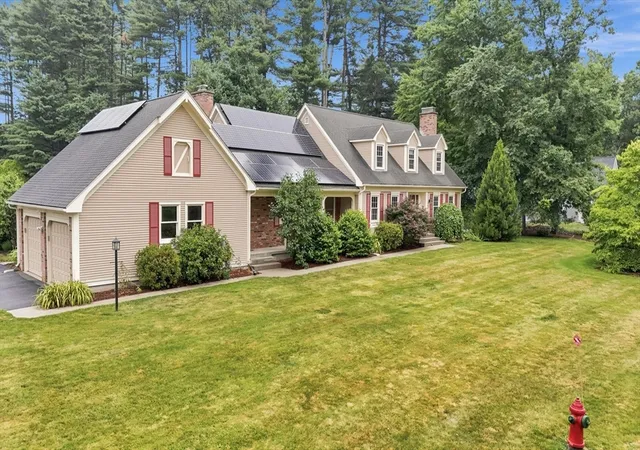 Homes for sale in Wilbraham, MA | 20 Shirley St, Wilbraham, MA 01095 | MLS# 73548311