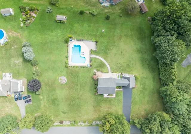 Photo 3 of Single family home for sale at 671 S Washington St, Belchertown, MA 01007 | MLS# 73570000 | Listing updated on 2026-09-04