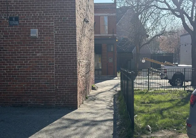 Listing Photo 5 - Condo for sale in building located at 101-107 Gorham St, Lowell, MA 01852
