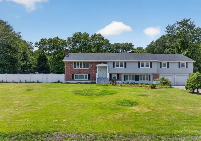 Homes for sale in Canton, MA | 50 Cedarcrest Rd, Canton, MA 02021 | MLS# 73532783