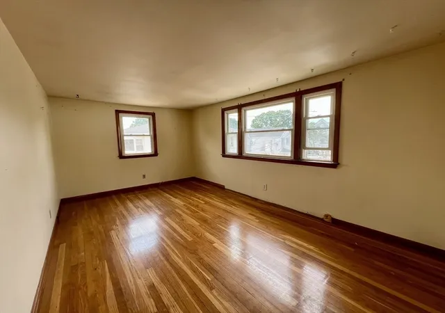 5th image of 9-11 Hardwick Ter, Brighton, MA 02135 | MLS# 73556941