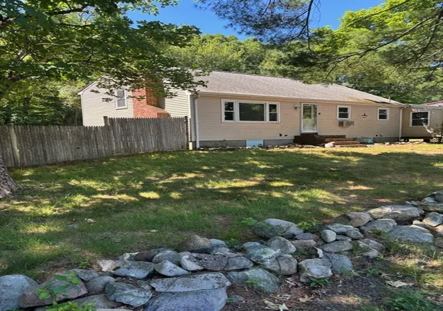 Homes for sale in Holbrook, MA | 81 Border Rd, Holbrook, MA 02343 | MLS# 73541443