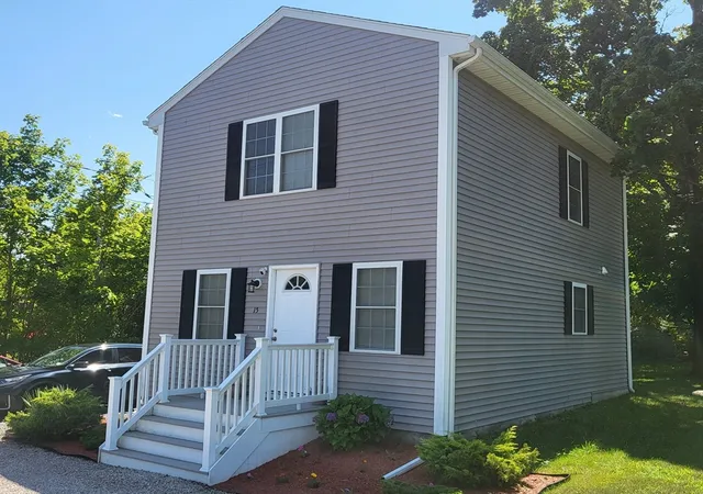 2nd image of 15 Chipaway Rd, East Freetown, MA 02717 | MLS# 73564283