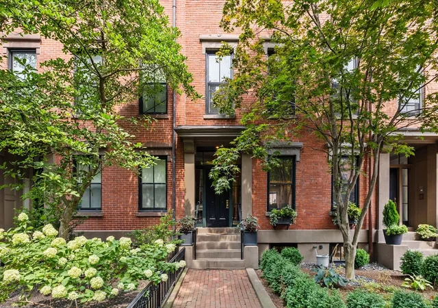 1st image of 135 W Concord St #1, Boston, MA 02118 | MLS# 73498246