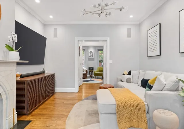 4th image of 135 W Concord St #1, Boston, MA 02118 | MLS# 73498246