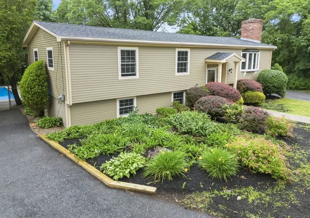40th image of 24 Prospect Avenue, Saugus, MA 01906 | MLS# 73541468