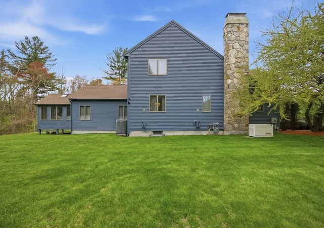 Photo 3 of Single family home for sale at 5 Powers Rd, Andover, MA 01810 | MLS# 73514897 | Listing updated on 2026-08-30