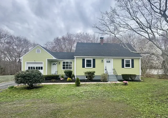 Homes for sale in Marshfield, MA | 713 Webster Street, Marshfield, MA 02050 | MLS# 73503577