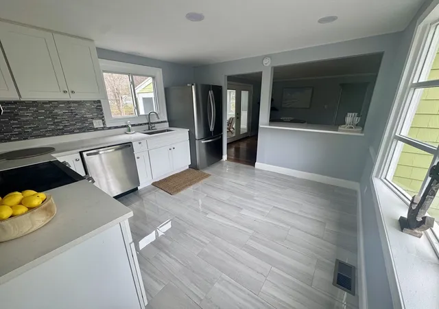 Homes for sale in Marshfield, MA | 713 Webster Street, Marshfield, MA 02050 | MLS# 73503577