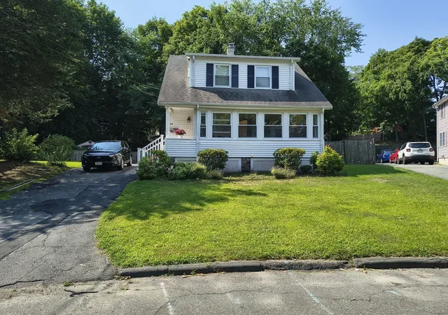 1st image of 66 Edgemere Rd, Lynn, MA 01904 | MLS# 73555903