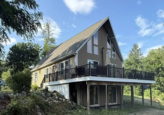 1st image of 155 Elmer St, Pembroke, MA 02359 | MLS# 73548106