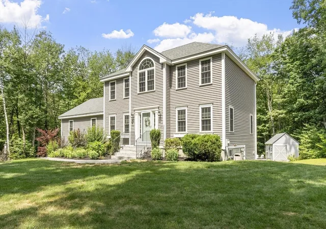 Photo 4 of Single family home for sale at 95 Prescott St, Rutland, MA 01543 | MLS# 73556183 | Listing updated on 2026-08-28
