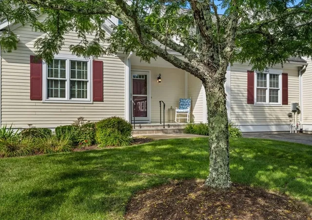 Photo 3 of Sale Pending at 6 Lebaron Blvd #6, Lakeville, MA 02347 | MLS# 73570173 | Listing updated on 2026-09-23