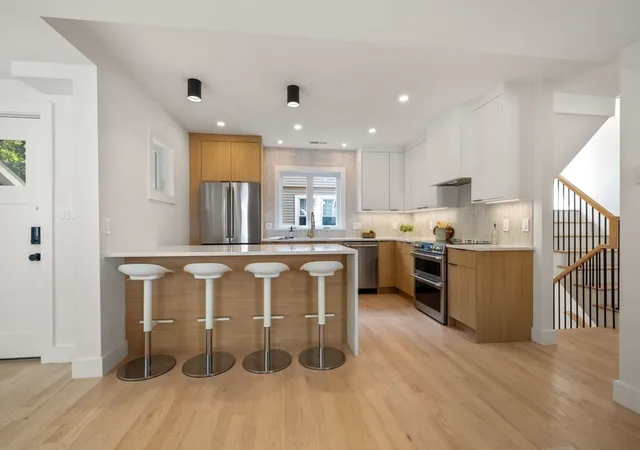 Homes for sale in Arlington, MA | 144-146 Webster St #144, Arlington, MA 02474 | MLS# 73546008
