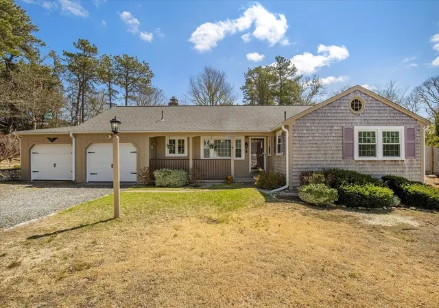 Homes for sale in Harwich, MA | 15 Quail Nest Run, Harwich, MA 02645 | MLS# 73507478