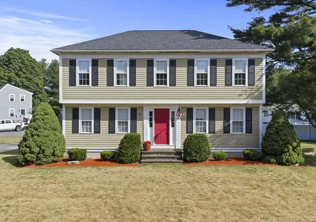 Homes for sale in South Weymouth, MA | 270 Park Ave, South Weymouth, MA 02190 | MLS# 73541716