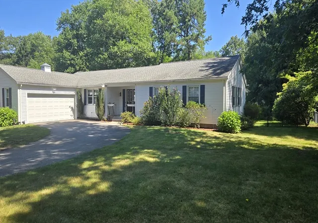 2nd image of 93 Wyndward Rd, Longmeadow, MA 01106 | MLS# 73559512