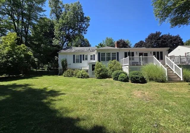 3rd image of 93 Wyndward Rd, Longmeadow, MA 01106 | MLS# 73559512